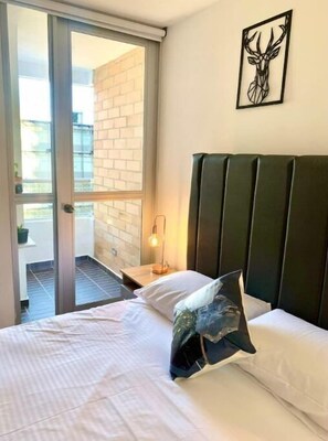 3 soverom, skrivebord, strykejern/-brett og wi-fi (inkludert)