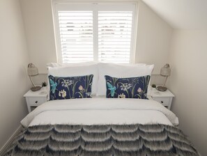 3 bedrooms, individually decorated, individually furnished, free WiFi - 15 Rosemary Lane (Beaumaris)