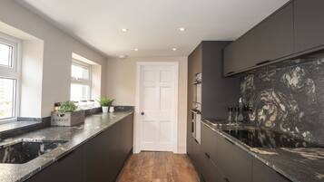 Fridge, dishwasher, electric kettle, toaster