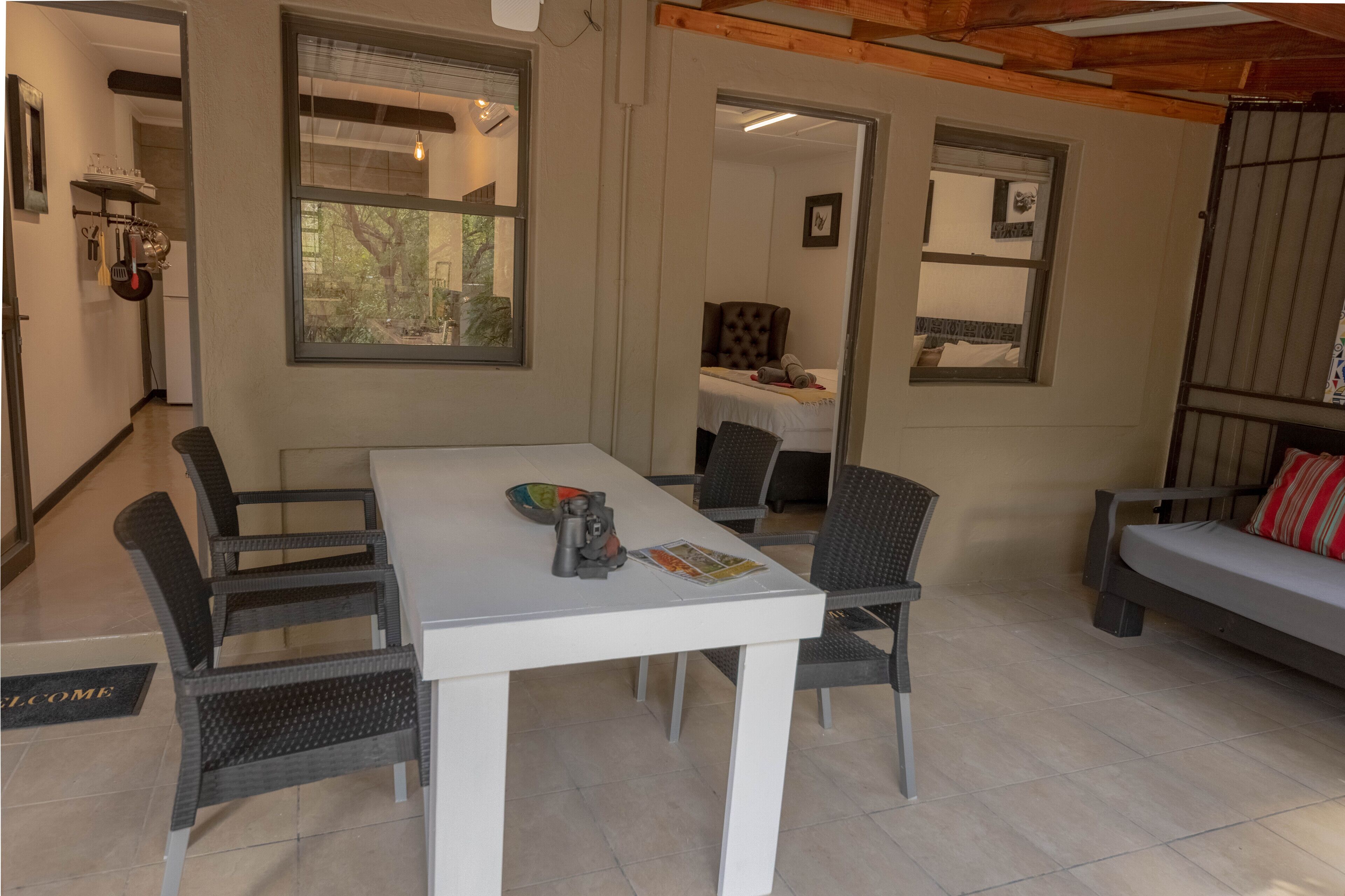 尊爵別墅 | 私人廚房 | 大型冰箱、微波爐、爐台、電熱水壺