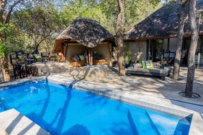 Comfort Villa | Kolam renang persendirian