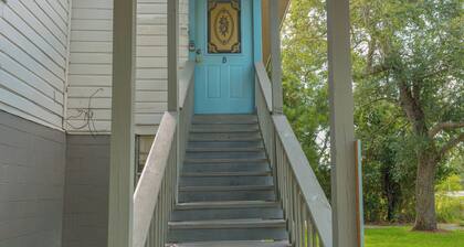 B Bayou Waterfront Cozy Apartment B