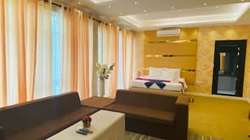 Deluxe Double Room | Premium bedding, desk, laptop workspace, iron/ironing board