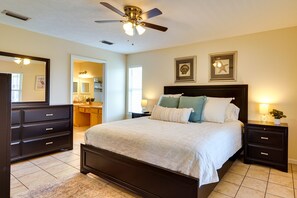 3 Schlafzimmer, Bügeleisen/Bügelbrett, Reisekinderbett, WLAN