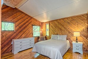 3 Schlafzimmer, Schreibtisch, kostenloses WLAN, Bettwäsche