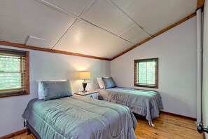 3 Schlafzimmer, Schreibtisch, kostenloses WLAN, Bettwäsche