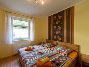 2 bedrooms, internet