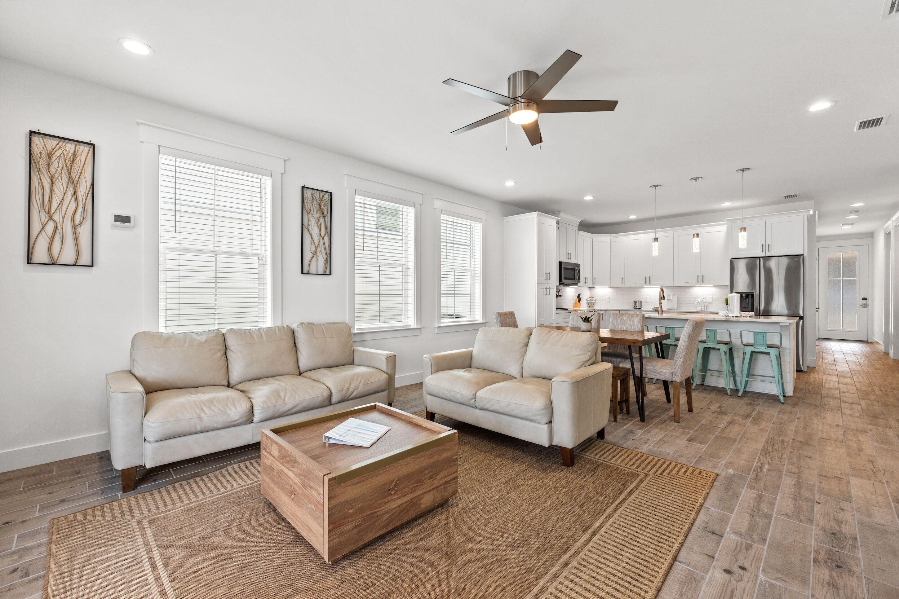 TV connectée de 55 pouces avec chaînes numériques, télévision, Netflix