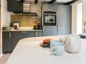 Cottage | Interior - Old Farm Cottage (Ambleside)