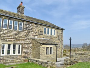Exterior - Higher Kirkstall Wood Farm (Keighley)