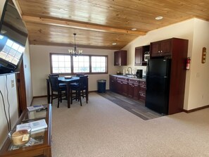 Unclassified image, 4 of 9, button