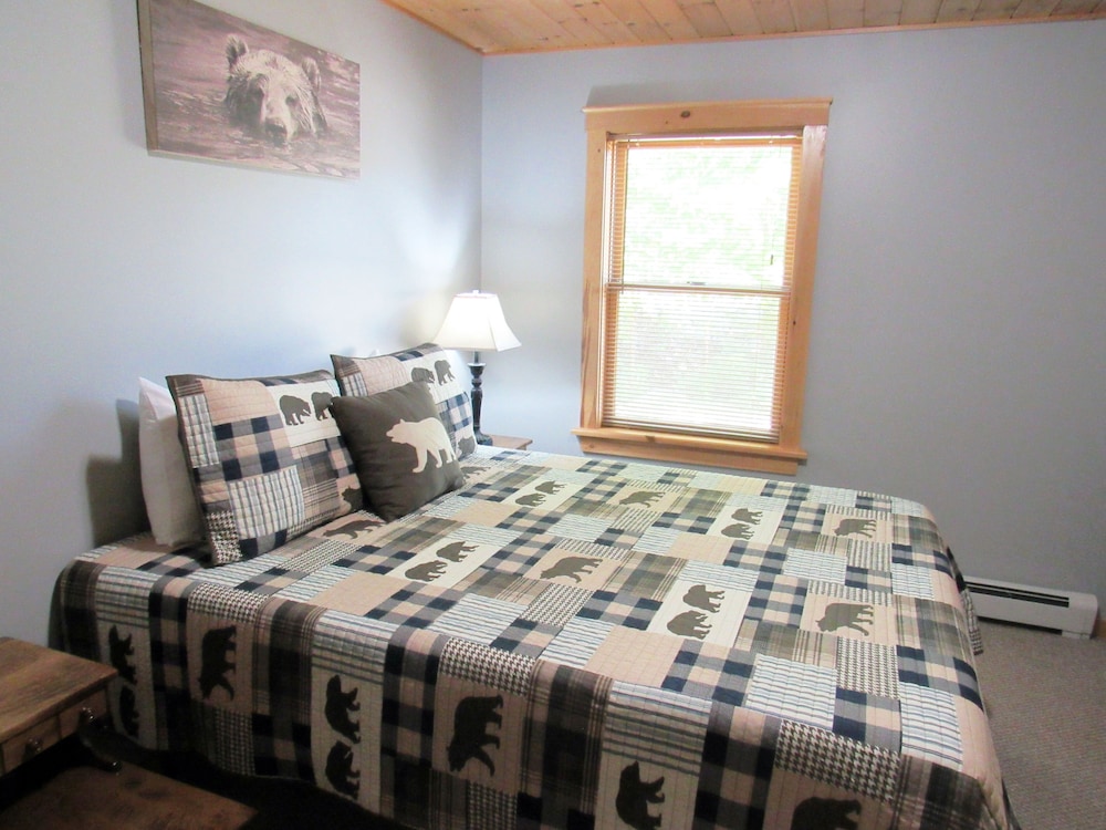 Bethel Vacation Home w/ Fire Pit, Hot Tub, Deck, Grill Bethel Vrbo