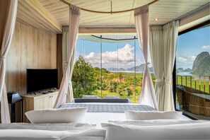 1 phòng ngủ, bộ đồ giường cao cấp, minibar, két bảo mật tại phòng 