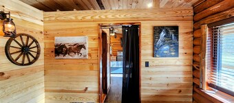 Music Mountain Retreat Cabin D