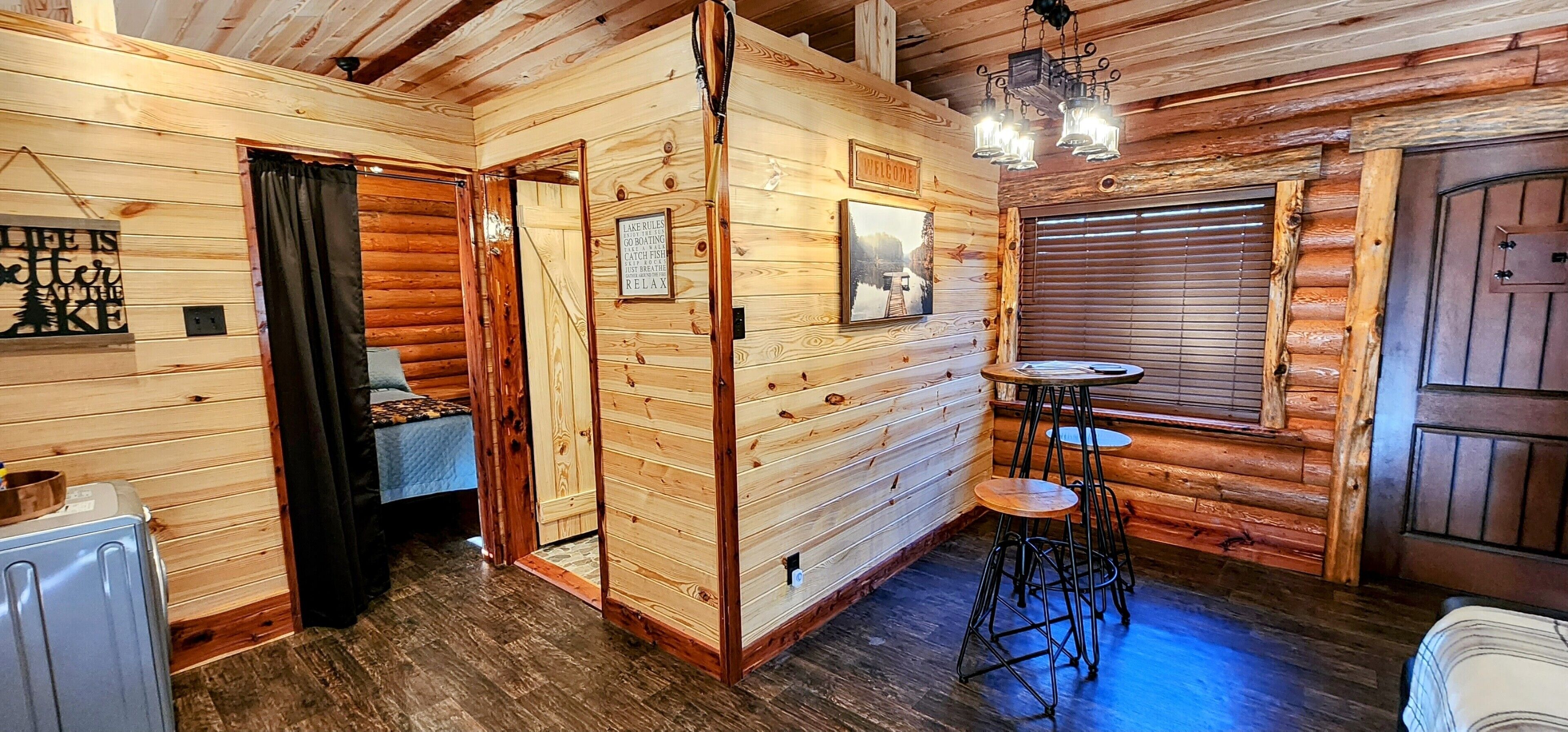 1 soverom, strykejern/-brett, wi-fi (inkludert) og sengetøy