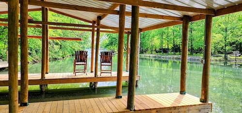 Music Mountain Retreat Cabin D