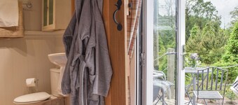 Spruce Shepherd's Hut