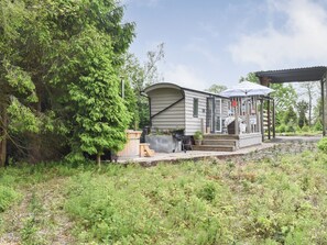 Miscellaneous - Spruce Shepherd's Hut (Wilmslow)