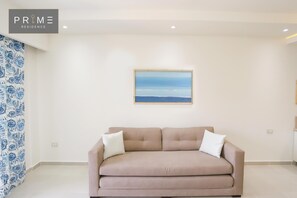 Caja de seguridad en la habitación y cortinas blackout 