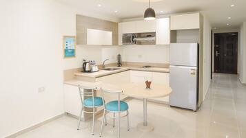Apartment, 2 Bedrooms, Garden View | Bathroom | Shower, rainfall showerhead, towels, toilet paper