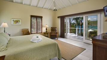 5 sovrum, skrivbord, strykjÀrn/strykbrÀda och gratis wi-fi