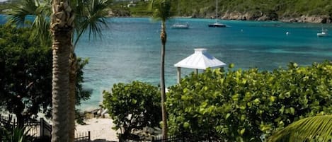 Playa en los alrededores