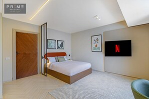 Standard Studio | In-room safe, blackout drapes, soundproofing, iron/ironing board - Prime Residence Sheikh Zayed (Sheikh Zayed City)