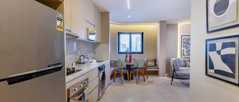 Departamento superior, 2 camas individuales | 1 habitación, caja de seguridad en la habitación y cortinas blackout