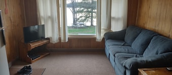 Twin Bay Resort Lakeside Cabin 1