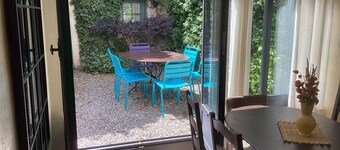 Maison de Village en Pierres, Ă 5minutes de L'isle sur la Sorgue