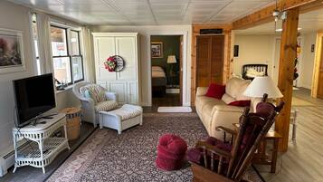 TV connectée, lecteur de DVD, livres, vidéothÚque