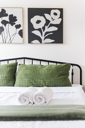 4 bedrooms, travel crib, free WiFi, bed sheets