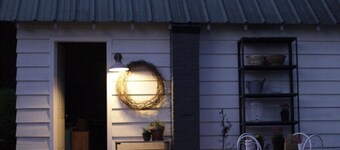 1930’s Guest Cottage and Vintage Shop with 1/2 Bath and Full Bed