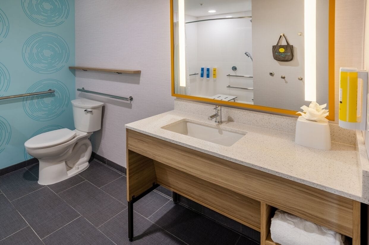 studio suite, 1 queen bed | blackout curtains, soundproofing, iron/ironing board, bed sheets