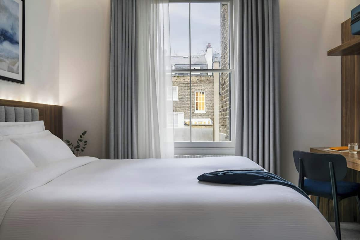 1 chambre, ameublement personnalisé