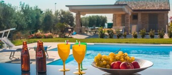 Villa Mimosa - Private villa with pool