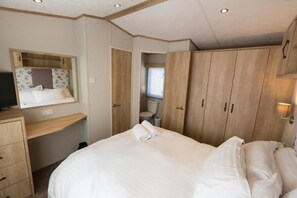 Mobile Home Deluxe, salle de bains privée, vue lac