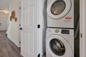 Interior - Magical serenity 3 bedroom pool home (Four Corners)