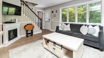 TV connectée, cheminée