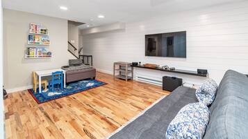 TV connectée, cheminée