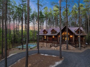 Exterior - Pickleball + Pines | Last Spring Days, Summer Rush | Sleeps 20 (Broken Bow)