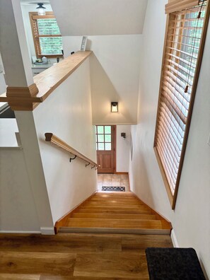 Interior - Perfect for Two! The Loft at Oak Hill, Fairview 30min from Nashville or Franklin (Fairview)