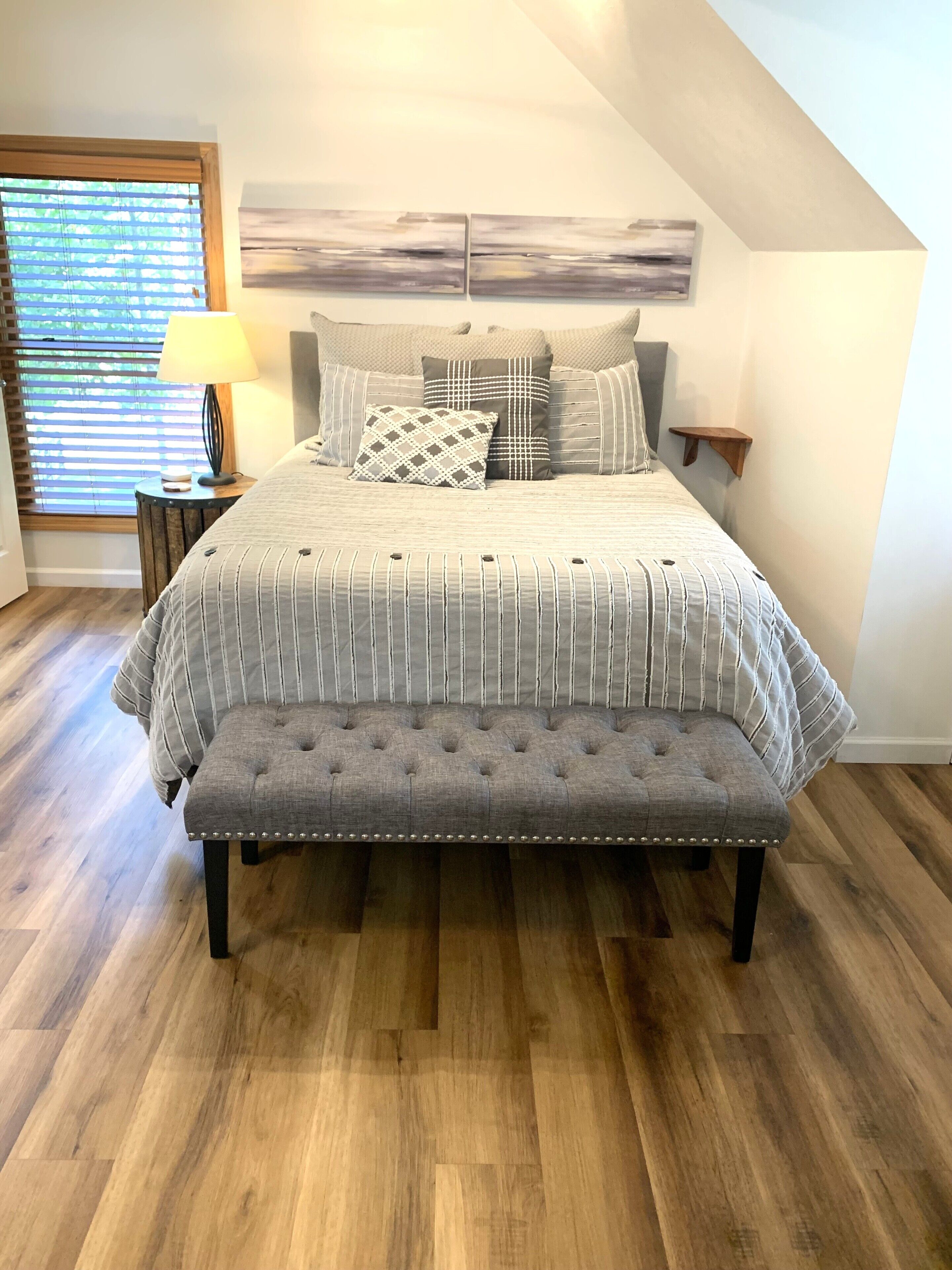 1 chambre, fer et planche à repasser, Wi-Fi gratuit, draps fournis