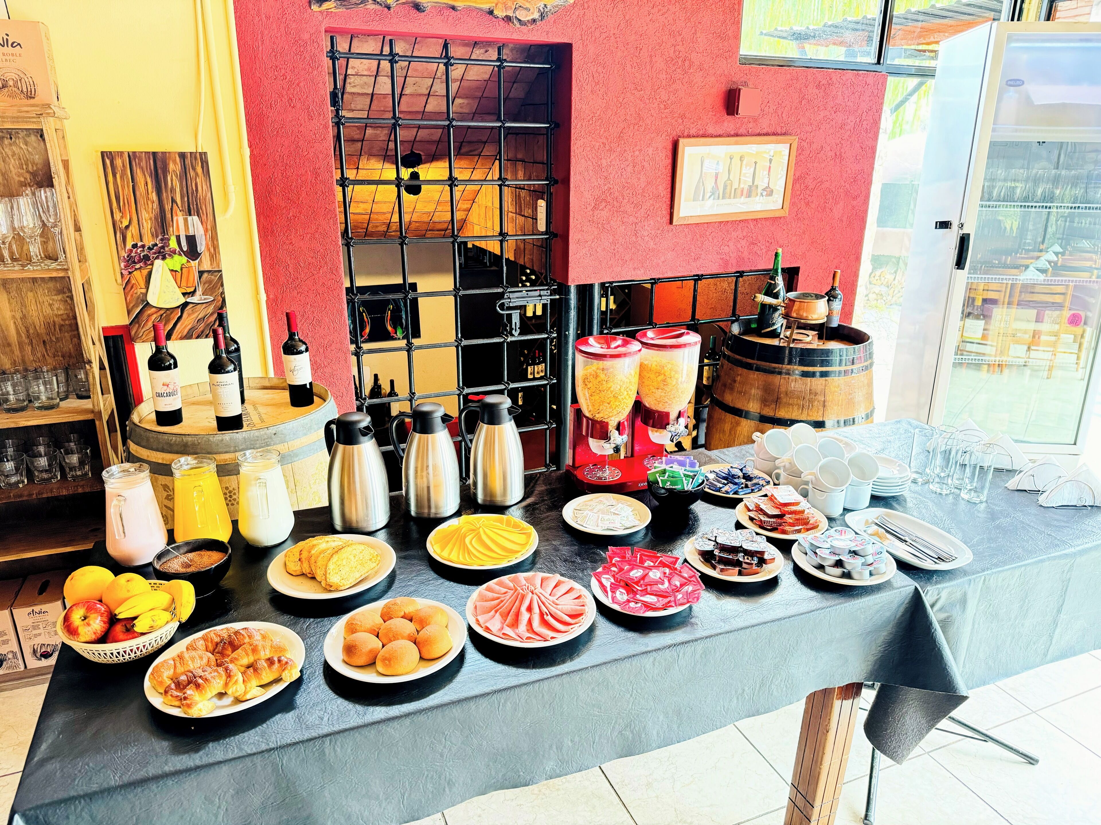 Café da manhã continental grátis todos os dias