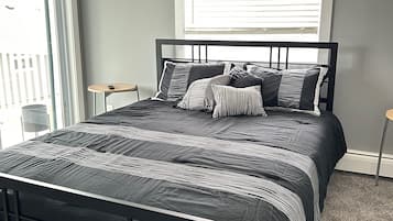 1 bedroom, desk, free WiFi, bed sheets
