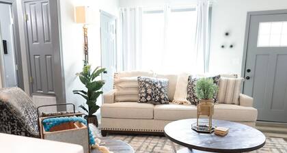 Luxurious 1-Bedroom Apartment