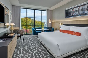 Premier-Zimmer, 1 King-Bett | Zimmersafe, individuell dekoriert, individuell eingerichtet