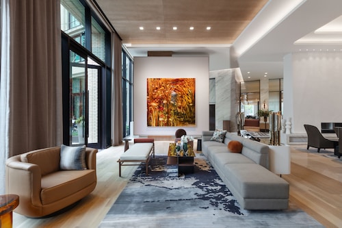 The Crescent Hotel Fort Worth