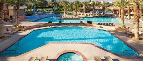 Piscine extérieure, piscine chauffée