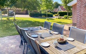 Buiten dineren